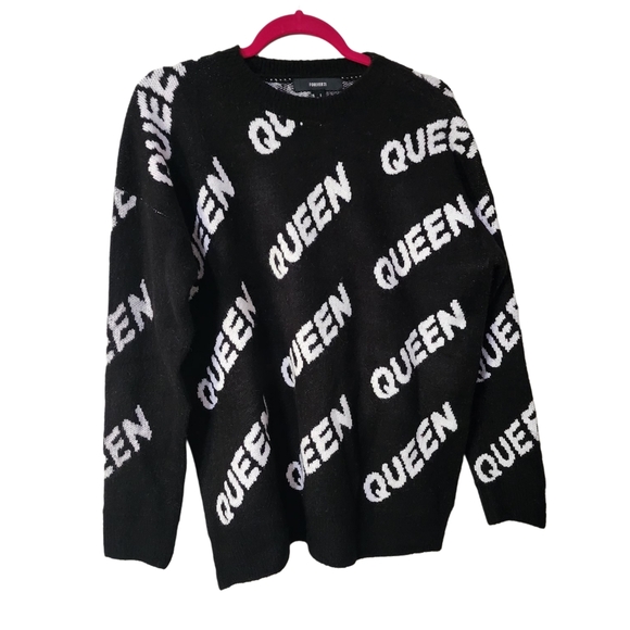Forever 21 Queen sweater by Forever 21 size small relaxed fit black and white - Picture 2 of 4